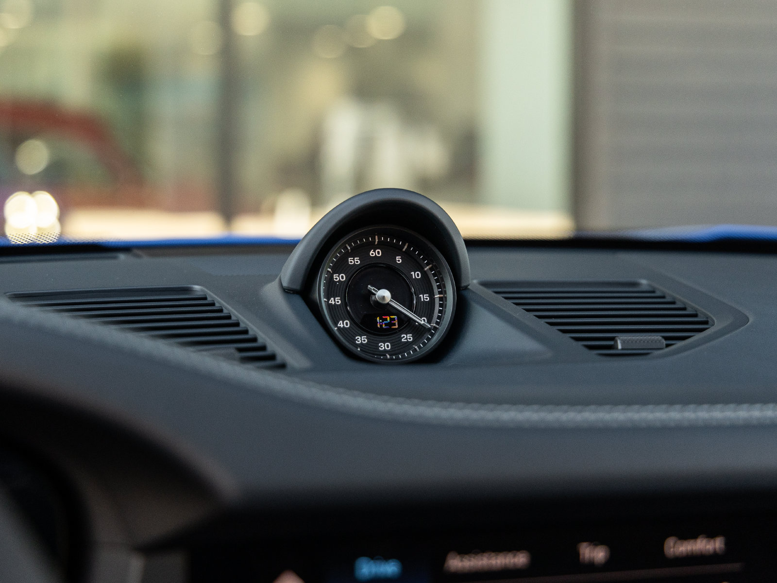 Certified 2026 Porsche 911 Carrera RWD image 37