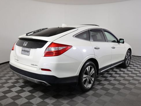 Used 2013 Honda Crosstour EX-L image 2