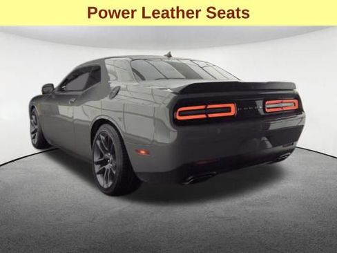 Used 2023 Dodge Challenger R/T w/ T/A Package image 8