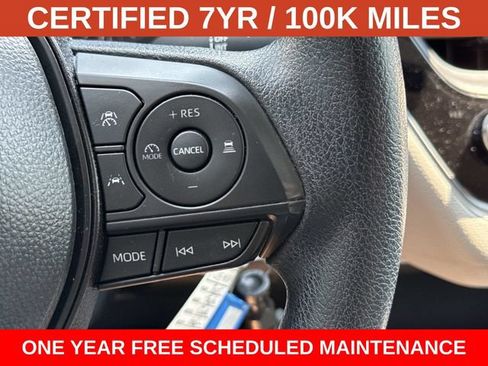 Used 2025 Toyota Corolla LE FWD image 23