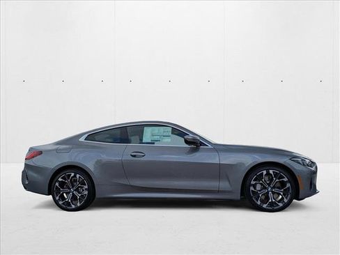 Used 2026 BMW 430i xDrive Coupe w/ Premium Package image 4