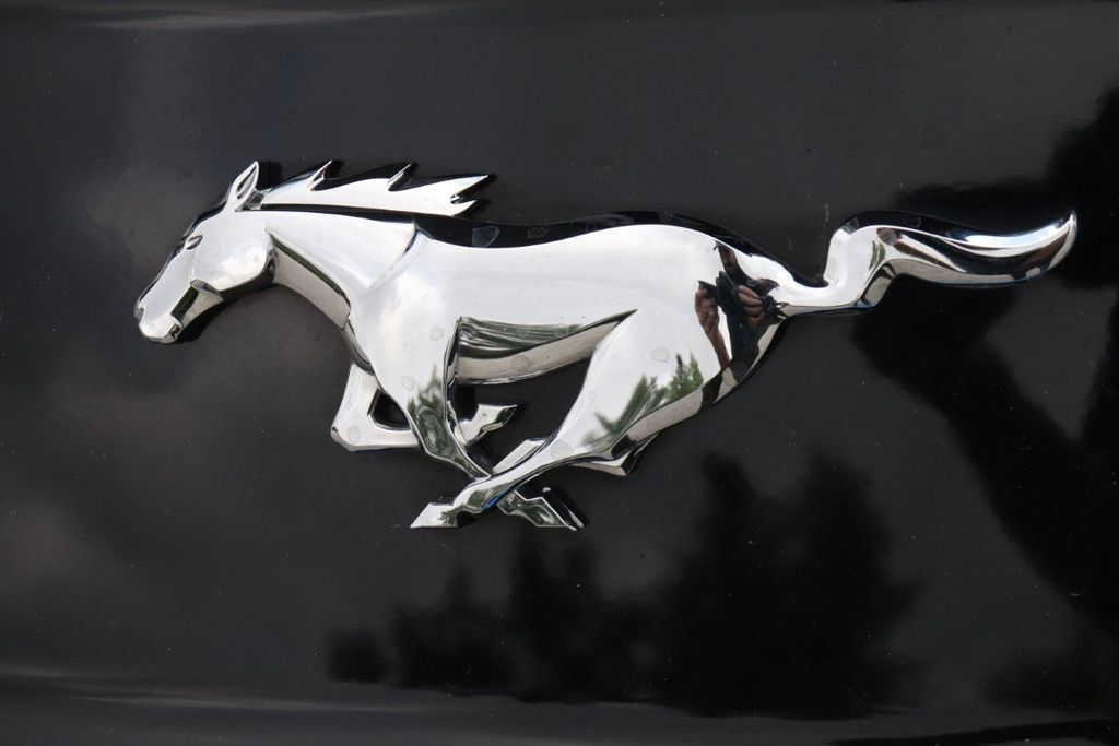 Used 2023 Ford Mustang Premium RWD image 29