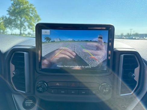 Used 2021 Ford Bronco Sport Outer Banks w/ Outer Banks Package (96D) AWD/4WD image 23