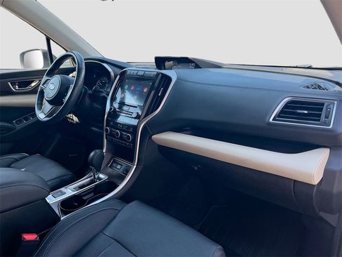 Used 2022 Subaru Ascent Touring image 32