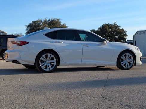 Used 2023 Acura TLX w/ Technology Package image 4