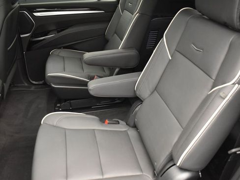 Certified 2026 Cadillac Escalade ESV Sport w/ Touring Package AWD/4WD image 25