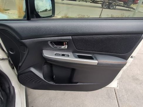 Used 2017 Subaru Crosstrek 2.0i Premium image 29