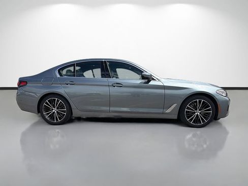 Used 2021 BMW 540i w/ Premium Package RWD image 2