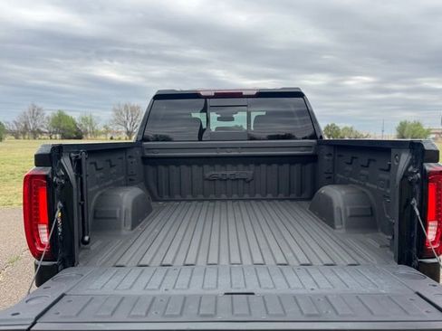 Used 2024 GMC Sierra 1500 AT4 w/ AT4 Premium Package AWD/4WD image 7