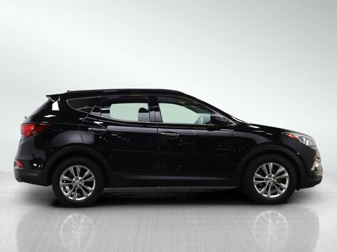 Used 2017 Hyundai Santa Fe Sport 2.0T image 6