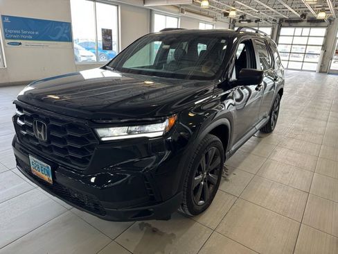 Used 2023 Honda Pilot Sport image 8
