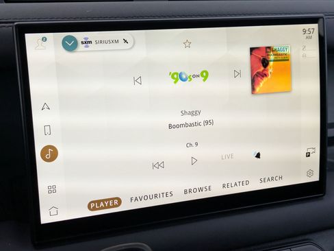 Certified 2024 Land Rover Defender 130 X-Dynamic SE image 21