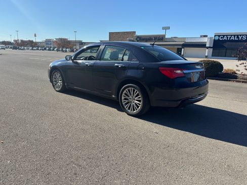 Used 2012 Chrysler 200 Limited image 8