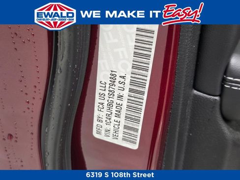 New 2025 Jeep Grand Cherokee Limited image 25