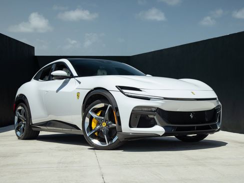 Certified 2024 Ferrari Purosangue image 10