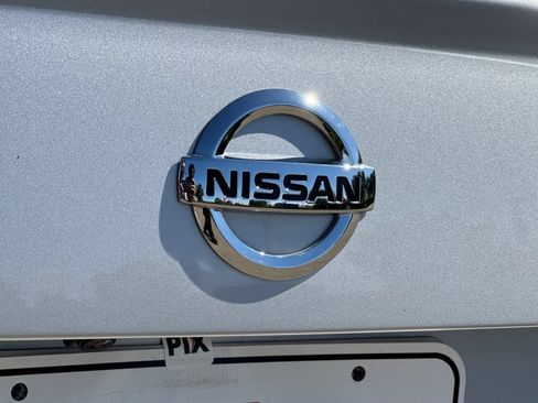 Used 2021 Nissan Versa SV FWD image 49