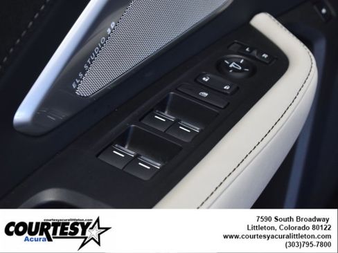 Used 2025 Acura RDX A-Spec image 8