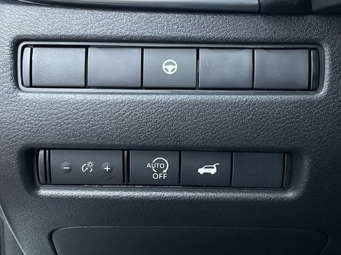 New 2026 Nissan Rogue SV image 24