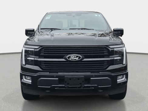 Used 2025 Ford F150 Platinum w/ FX4 Off-Road Package image 2