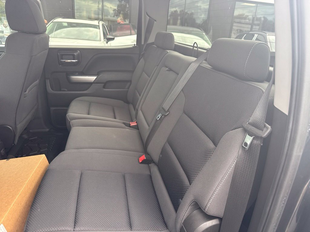 Used 2018 Chevrolet Silverado 1500 LT w/ All Star Edition AWD/4WD image 10