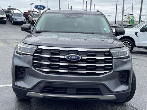 Certified 2025 Ford Explorer Active RWD image 7