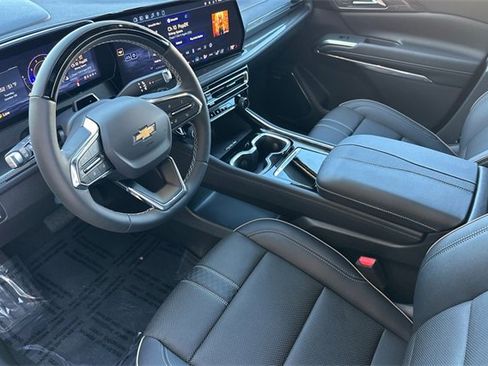 New 2026 Chevrolet Traverse High Country image 13