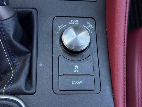 Used 2017 Lexus RC F image 18