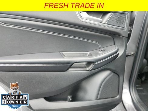 Used 2022 Ford Edge Titanium AWD/4WD image 20