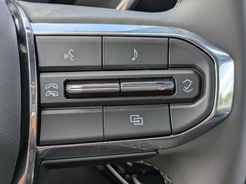 New 2025 GMC Canyon Elevation w/ Convenience Package image 25