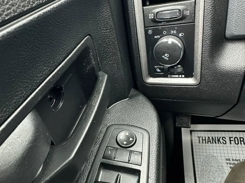 Used 2017 RAM 1500 Express image 14