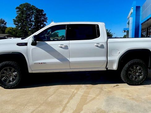 New 2026 GMC Sierra 1500 AT4X image 4