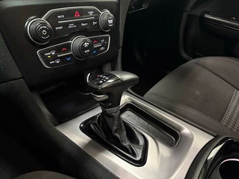 Used 2022 Dodge Charger R/T w/ Blacktop Package image 22