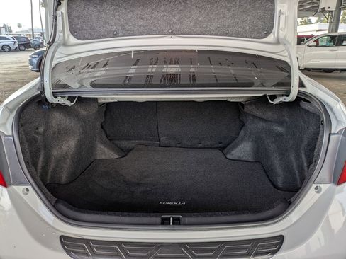 Used 2016 Toyota Corolla S image 31