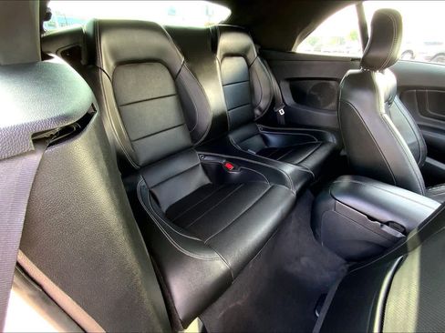 Used 2022 Ford Mustang GT Premium w/ Equipment Group 401A RWD image 39