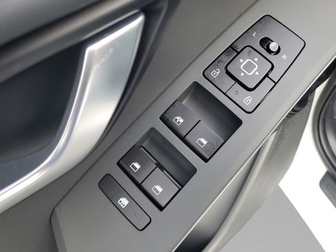 New 2026 Kia Niro Wind FWD image 14