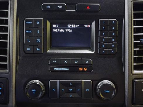 Used 2020 Ford F250 XL w/ Power Equipment Group AWD/4WD image 20