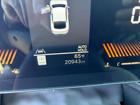 Used 2025 Kia K4 LXS image 39