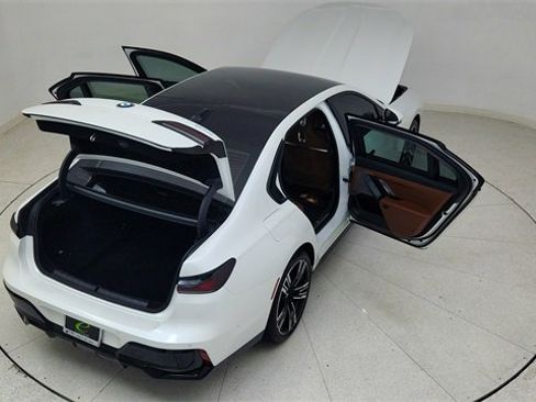 Used 2023 BMW 740i 740i w/ Executive Package image 86