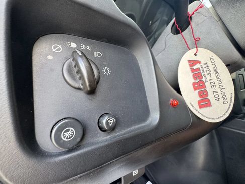 Used 2007 Chevrolet Express 3500 RWD image 15