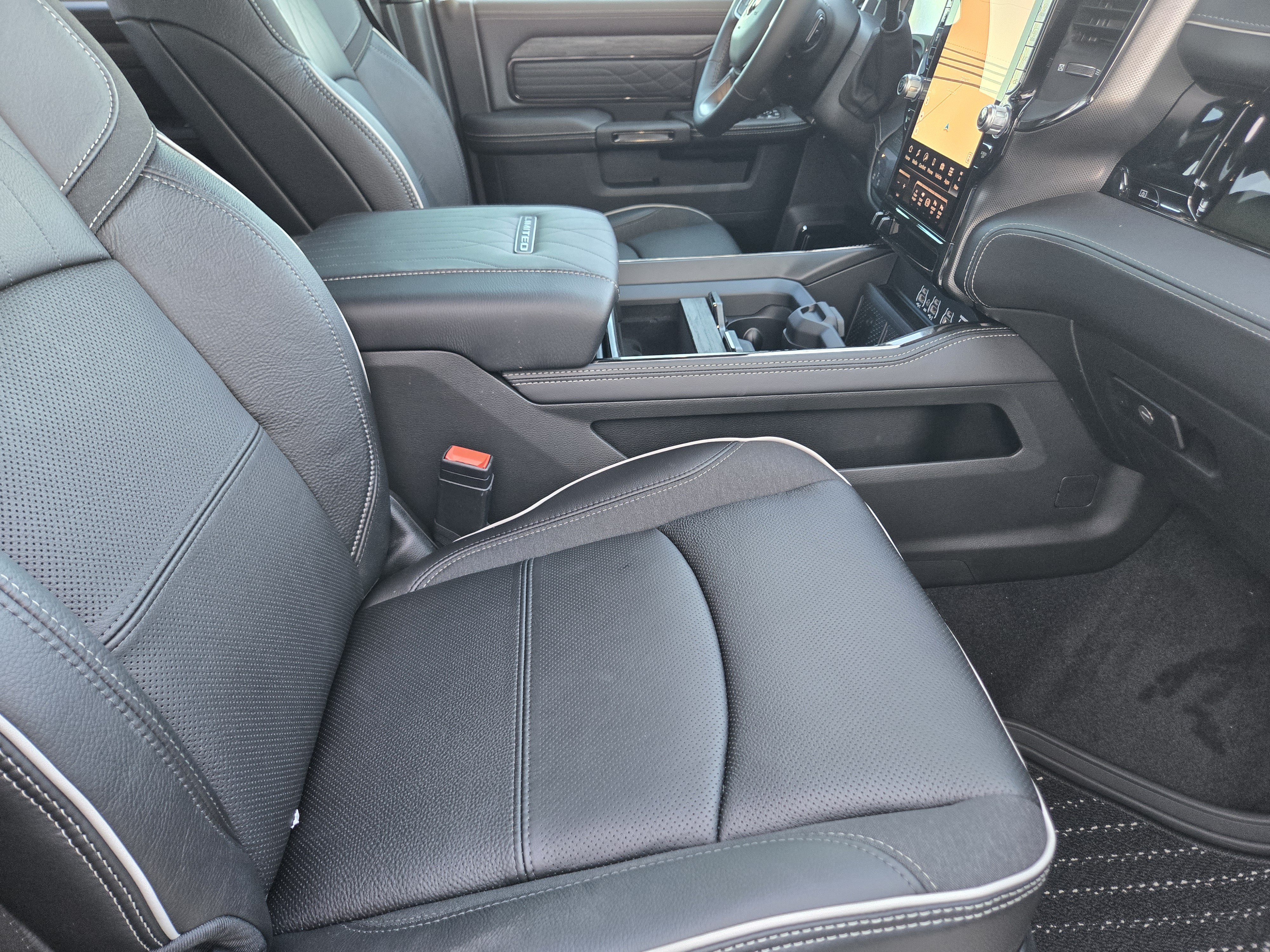 New 2027 RAM 3500 Limited AWD/4WD image 13