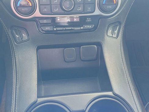 Used 2018 Chevrolet Tahoe LT image 28