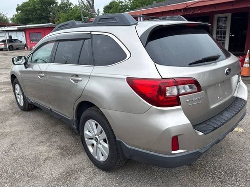 Used 2015 Subaru Outback 2.5i Premium AWD/4WD image 7