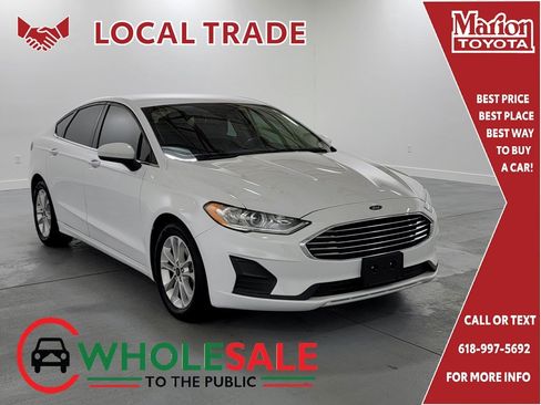 Used 2020 Ford Fusion SE FWD image 1