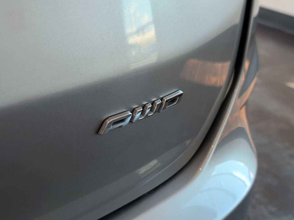 Used 2024 Ford Edge SEL AWD/4WD image 8