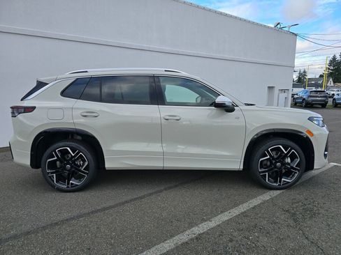 New 2026 Volkswagen Tiguan SEL R-Line image 3