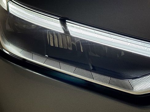 Certified 2025 INFINITI QX60 Pure image 40