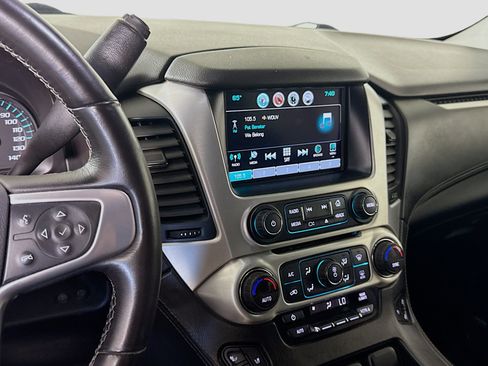 Used 2017 GMC Yukon SLT image 18