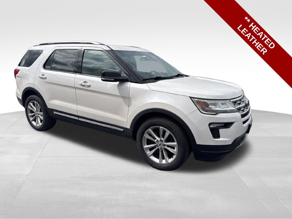Used 2018 Ford Explorer XLT w/ Equipment Group 202A AWD/4WD image 9