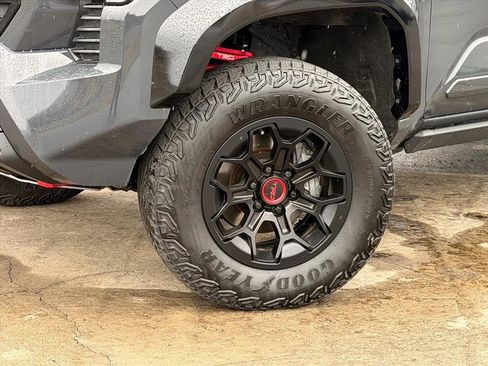 Used 2025 Toyota Tacoma TRD Pro w/ Tow Tech Package image 32