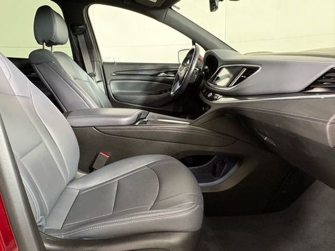 Used 2024 Buick Enclave Premium image 15
